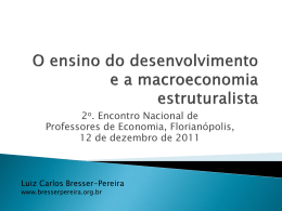 O ensino do desenvolvimento e a macroeconomia estruturalista